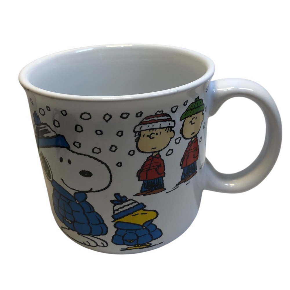 Peanuts Snoopy Woodstock Bundled Up Mug 4 inc x 4 inch larger size Charlie Brown